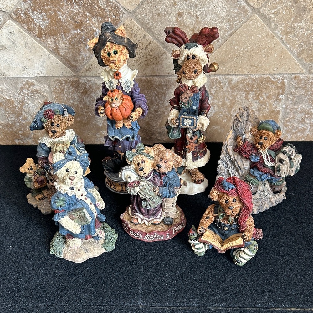 Boyd’s Bears & Friends Lot of Figurines